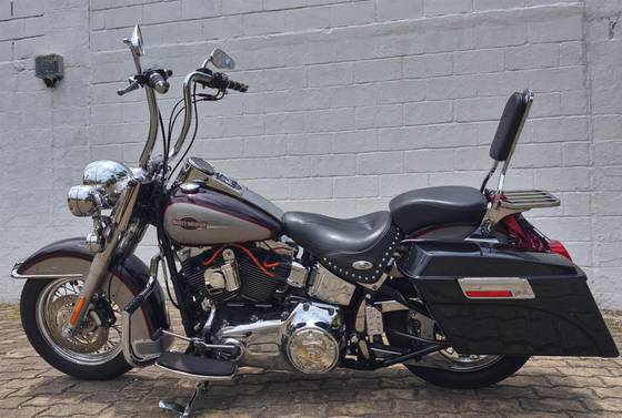 HARLEY-DAVIDSON SOFTAIL HERITAGE CLASSIC HARLEY-DAVIDSON SOFTAIL HERITAGE CLASSIC